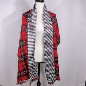 Double sided fringed wrap scarf plaid red and black and houndstooth OSFM